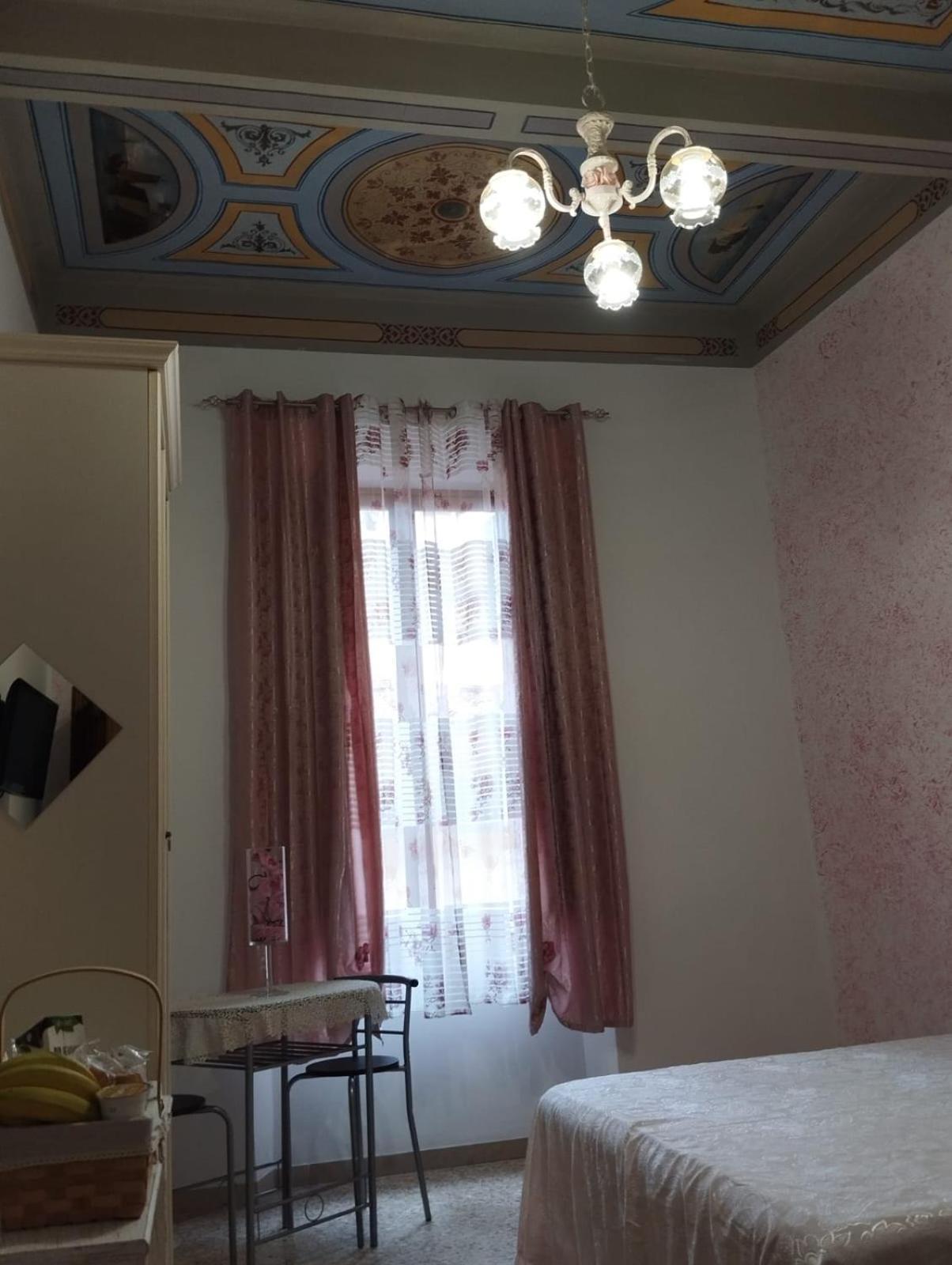 Отель The Family House Ливорно Экстерьер фото